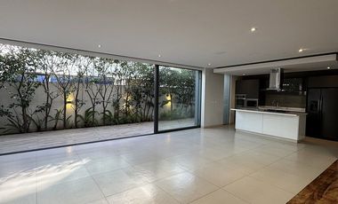 Casa en Renta en Puerta Las Lomas – Exclusividad, Lujo y Confort.