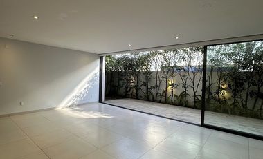 Casa en Renta en Puerta Las Lomas – Exclusividad, Lujo y Confort.