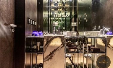 Casa con 4 cuartos - Terraza con piscina propia en Forum Alcorta - 4 cocheras