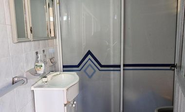 Venta casa 4 ambientes con cochera en Villa Dominico