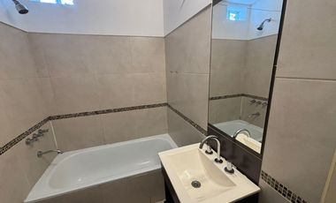 APTO CRÉDITO - Departamento 2 Ambientes en Venta con Cochera - San Fernando