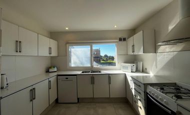 Casa en Venta en Costa Esmeralda Barrio Senderos III