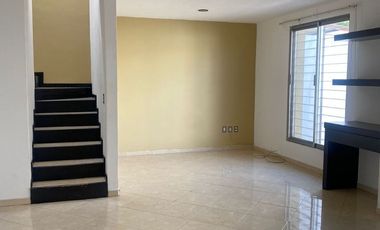 Casa en VENTA en Fracc. Real Universidad, Morelia.