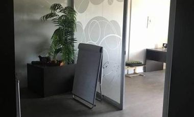 Venta Hermosa Oficina en Nordelta Frente al Centro Comercial