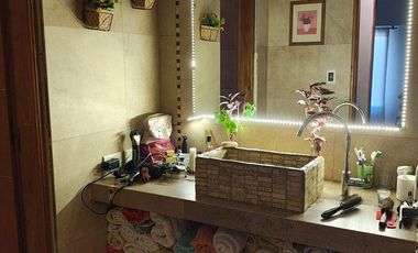 Chalet en Excelente Estado !!!!