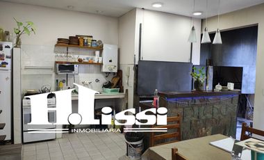 Chalet en Excelente Estado !!!!