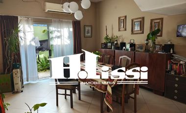 Chalet en Excelente Estado !!!!