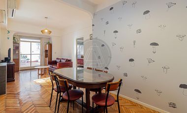 Departamento en venta 3 ambientes con patio y dependencia, Recoleta