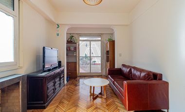 Departamento en venta 3 ambientes con patio y dependencia, Recoleta