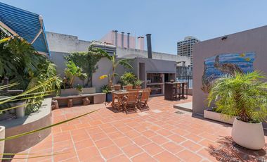 Departamento Penthouse 4 ambientes con terraza y cochera propia en alquiler Recoleta