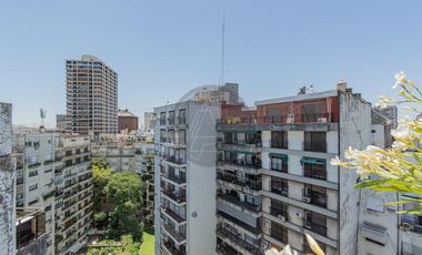 Departamento Penthouse 4 ambientes con terraza y cochera propia en alquiler Recoleta