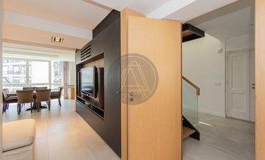 Departamento Penthouse 4 ambientes con terraza y cochera propia en alquiler Recoleta