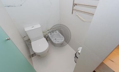 Departamento Penthouse 4 ambientes con terraza y cochera propia en alquiler Recoleta