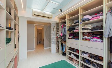 Departamento Penthouse 4 ambientes con terraza y cochera propia en alquiler Recoleta