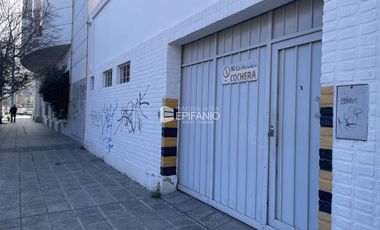 Venta - Cochera en España y 25 de Mayo - CO1