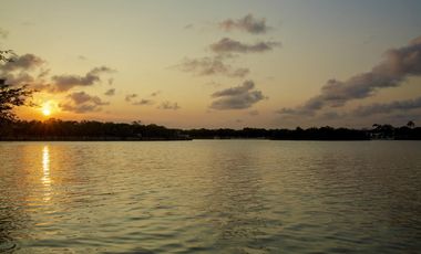 El Lujo del Espacio en Cancún: 1000 m² con Amenidades de Club y la Máxima Tranquilidad.