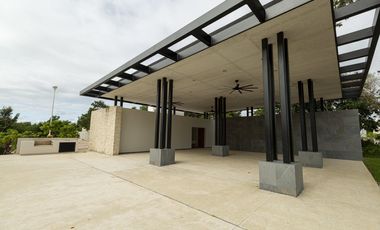 El Lujo del Espacio en Cancún: 1000 m² con Amenidades de Club y la Máxima Tranquilidad.