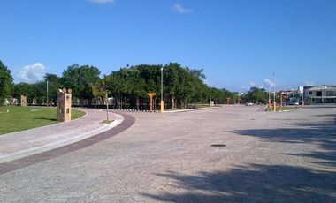 El Lujo del Espacio en Cancún: 1000 m² con Amenidades de Club y la Máxima Tranquilidad.