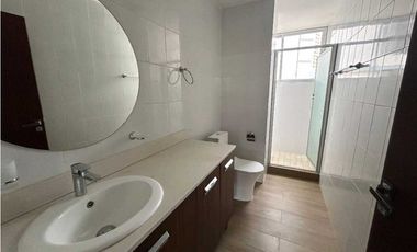 ALQUILER APARTAMENTO CANGREJO EDIFICIO MADURITO 4 REC 193 m2