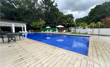 SE VENDE APARTAMENTO EN CLAYTON PARK II