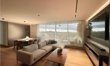 SE VENDE APARTAMENTO EN CLAYTON PARK II