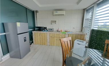 ALQUILER DE OFICINAS SAN FRANCISCO FRENTE A  MULTIPLAZA