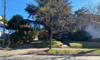 Lote industrial en Pinamar. Excelente zona. 450 mts