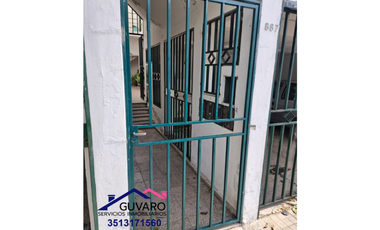 Dept. en alquiler – 2 Dor. con cochera cubierta – B° Pueyrredón