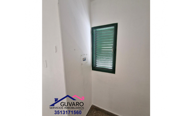 Dept. en alquiler – 2 Dor. con cochera cubierta – B° Pueyrredón