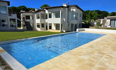 Inmejorable dpto en Pinamar 2 amb