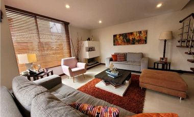 Venta amplia Casa Pinares de Chia