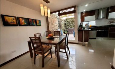 Venta amplia Casa Pinares de Chia