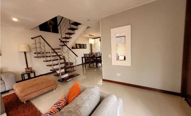 Venta amplia Casa Pinares de Chia