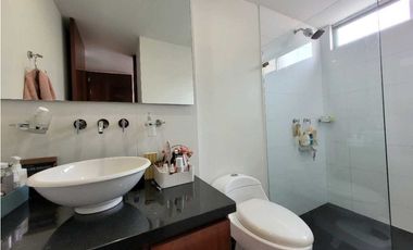 Venta amplia Casa Pinares de Chia