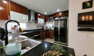 Venta amplia Casa Pinares de Chia