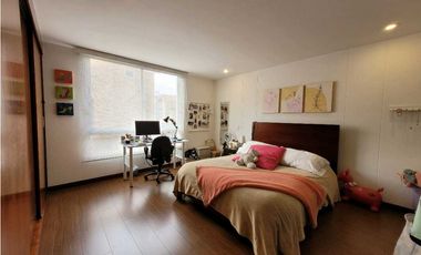 Venta amplia Casa Pinares de Chia