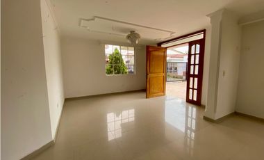 SE RENTA CASA CAMPESTRE - SECTOR AVENIDA 19 NORTE