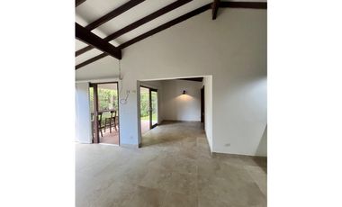 Venta de parcela campestre en el retiro Antioquía un nivel