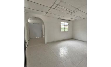 CASA EN ALQUILER, LAS ACACIAS, ORIENTE, CALI