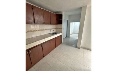 CASA EN ALQUILER, LAS ACACIAS, ORIENTE, CALI