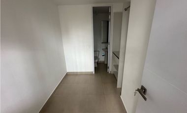 SE VENDE APARTAMENTO DE LUJO RIOMAR CERCA AL GOLF BARRANQUILLA
