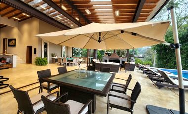 CASA EN RENTA, AVNDARO VALLE DE BRAVO