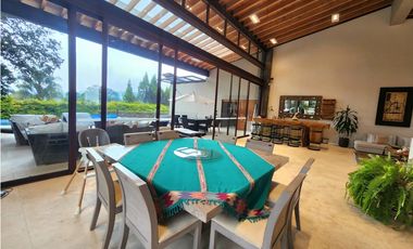 CASA EN RENTA, AVNDARO VALLE DE BRAVO