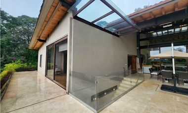 CASA EN RENTA, AVNDARO VALLE DE BRAVO