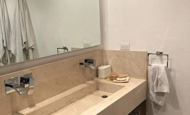 CASA EN VENTA EN LA COL. LOMAS QUEBRADAS