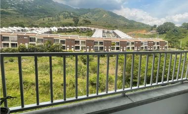 Venta de apartamento en bello niquia sector la Navarra unidad cerrada