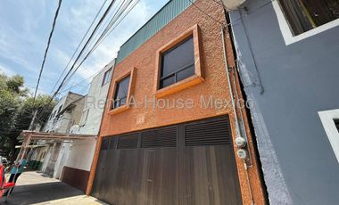 Casa en Venta en Venustiano Carranza Emilio Carranza VE 26-144