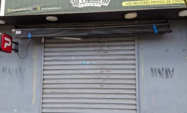 En Venta Local Comercial con bodega