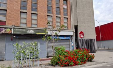 En Venta Local Comercial con bodega