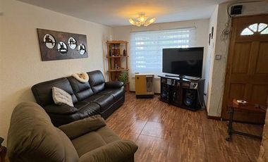 Casa en Venta en Metro Los Quillayes